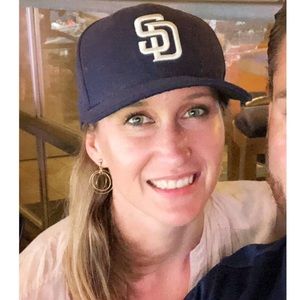 Meet your Posher, Angela